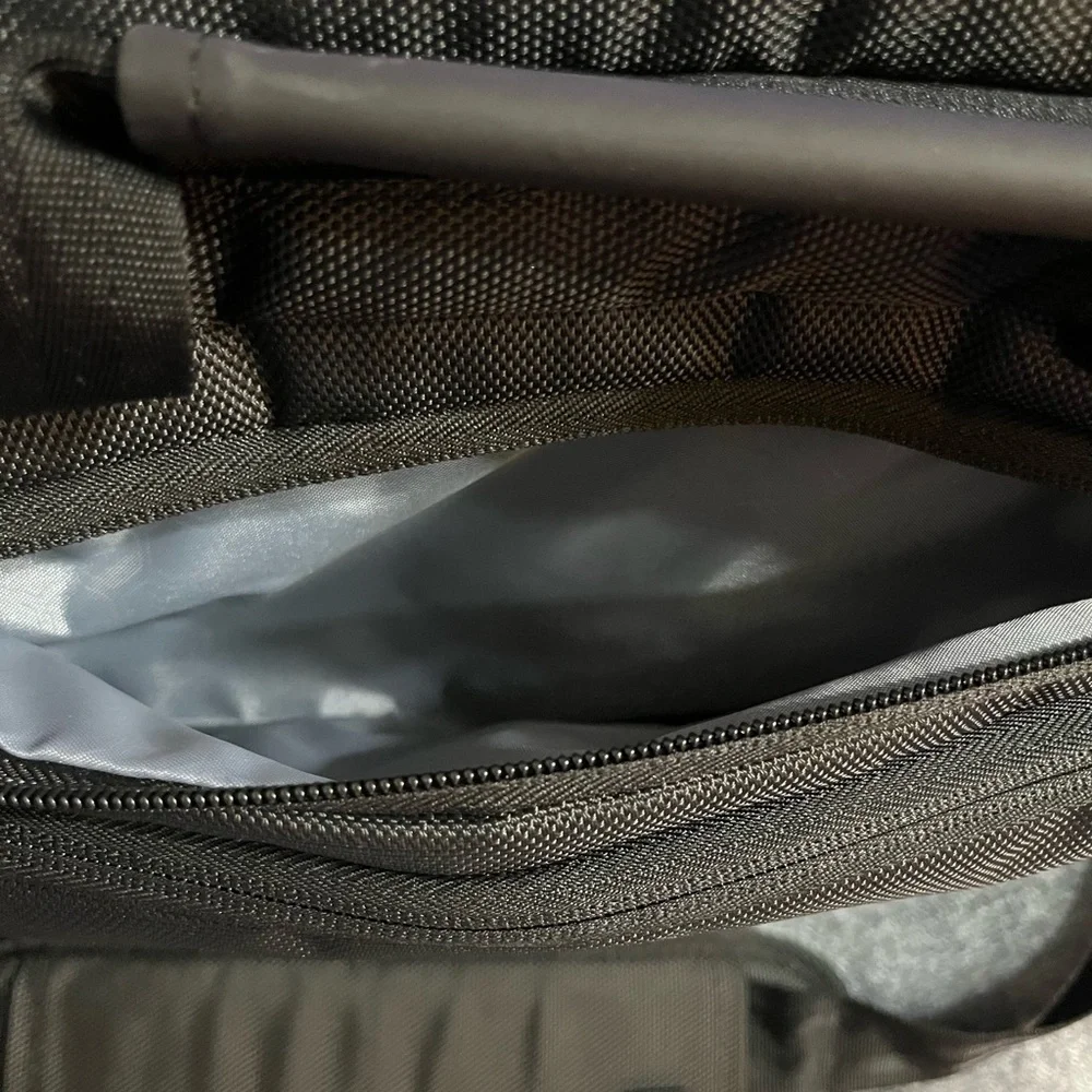 Dell 14” Laptop Carry Bag w/Keyed Laptop Lock - Black